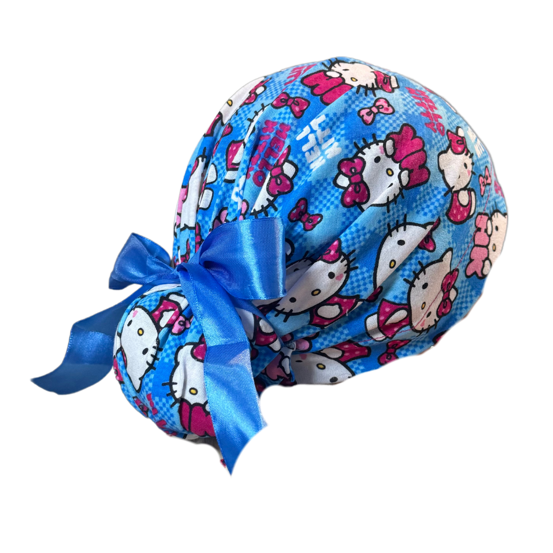 Gorro Quirúrgico Hello Kitty Azul Cubos Listones - Antisudor - Every Medical -  Dr. Gorrito