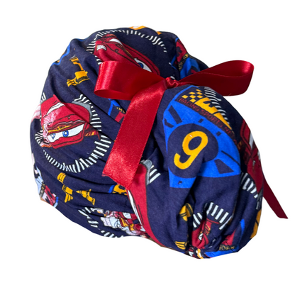 Gorro Medico Quirúrgico Cars - Nascar - Listones - Antisudor - Every Medical -  Dr. Gorrito