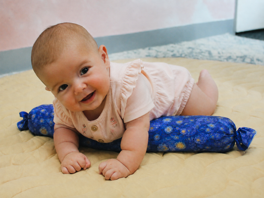 Cojín de apoyo para Tummy Time | Estimulación y desarrollo del bebé - CORTO -firmesa ALTA