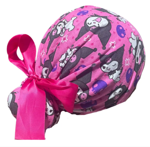 Gorro Medico Quirúrgico - Hello Kitty - Kuromi Y My Melody - Listón - Rosa Oscuro