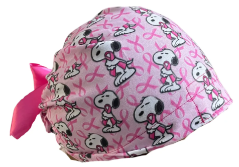 Gorro Quirúrgico - Snoopy - Lucha Contra El Cáncer De Mama - Listón - Rosa